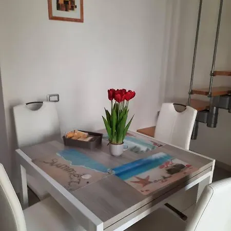 Semesterbostad Stylish Loft Trivano 2 Beds/2 Bath