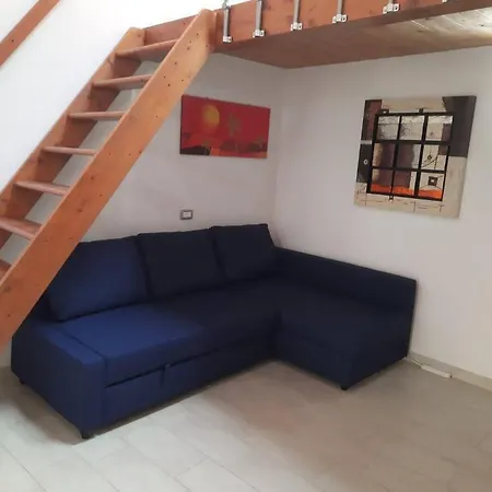Semesterbostad Stylish Loft Trivano 2 Beds/2 Bath