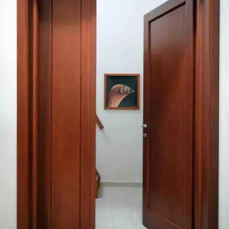 בית נופש Stylish Loft Trivano 2 Beds/2 Bath *