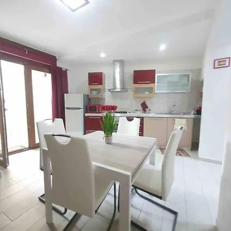 Stylish Loft Trivano 2 Beds/2 Bath Tatil Evi *