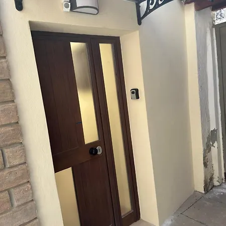 Stylish Loft Trivano 2 Beds/2 Bath 別荘